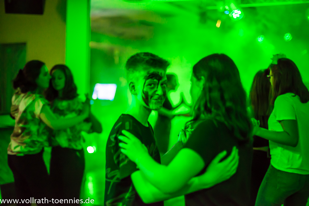 2019 10 26 Halloween Party 9960